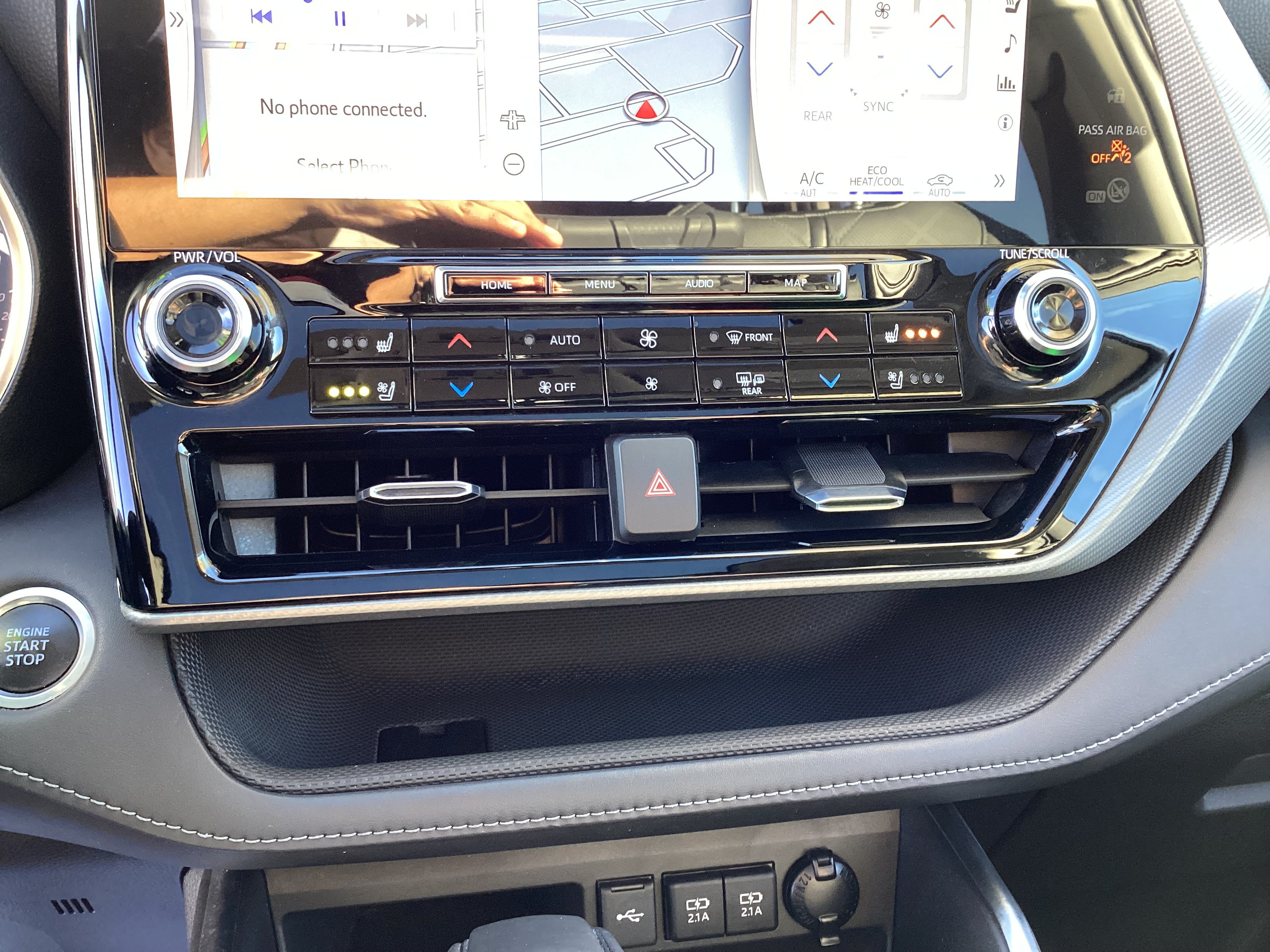 Certified 2021 Toyota Highlander Platinum AWD/4WD image 14