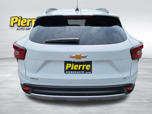 Used 2025 Chevrolet Trax LT FWD image 4