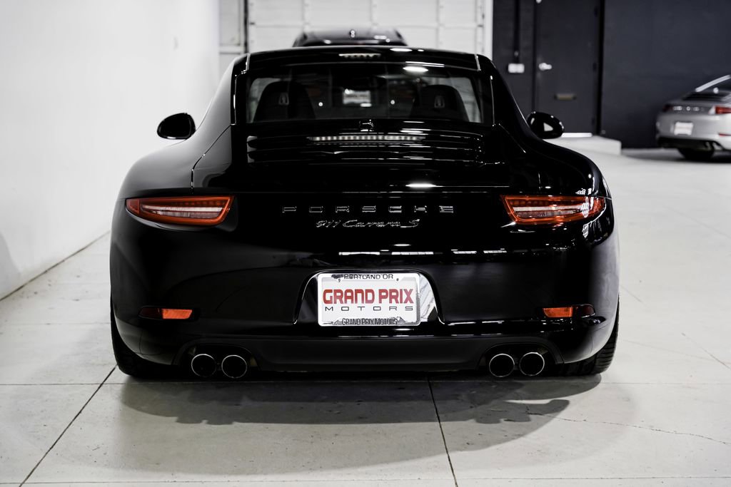 Used 2014 Porsche 911 Carrera S RWD image 4