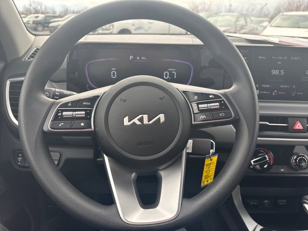 Used 2026 Kia Seltos LX image 18