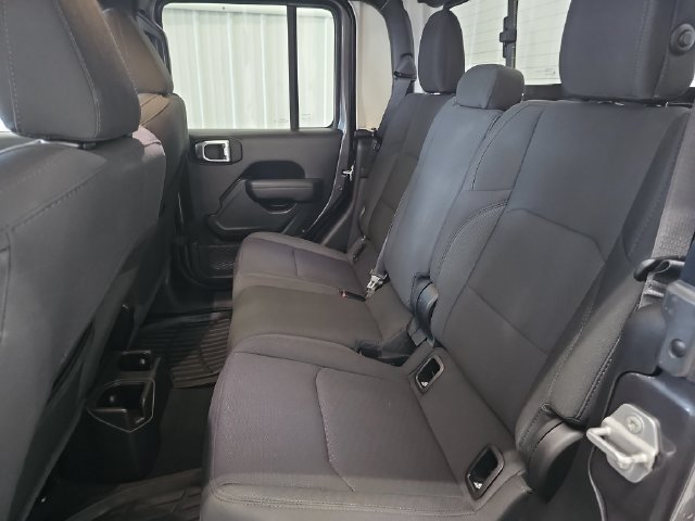 Used 2022 Jeep Gladiator Sport AWD/4WD image 21