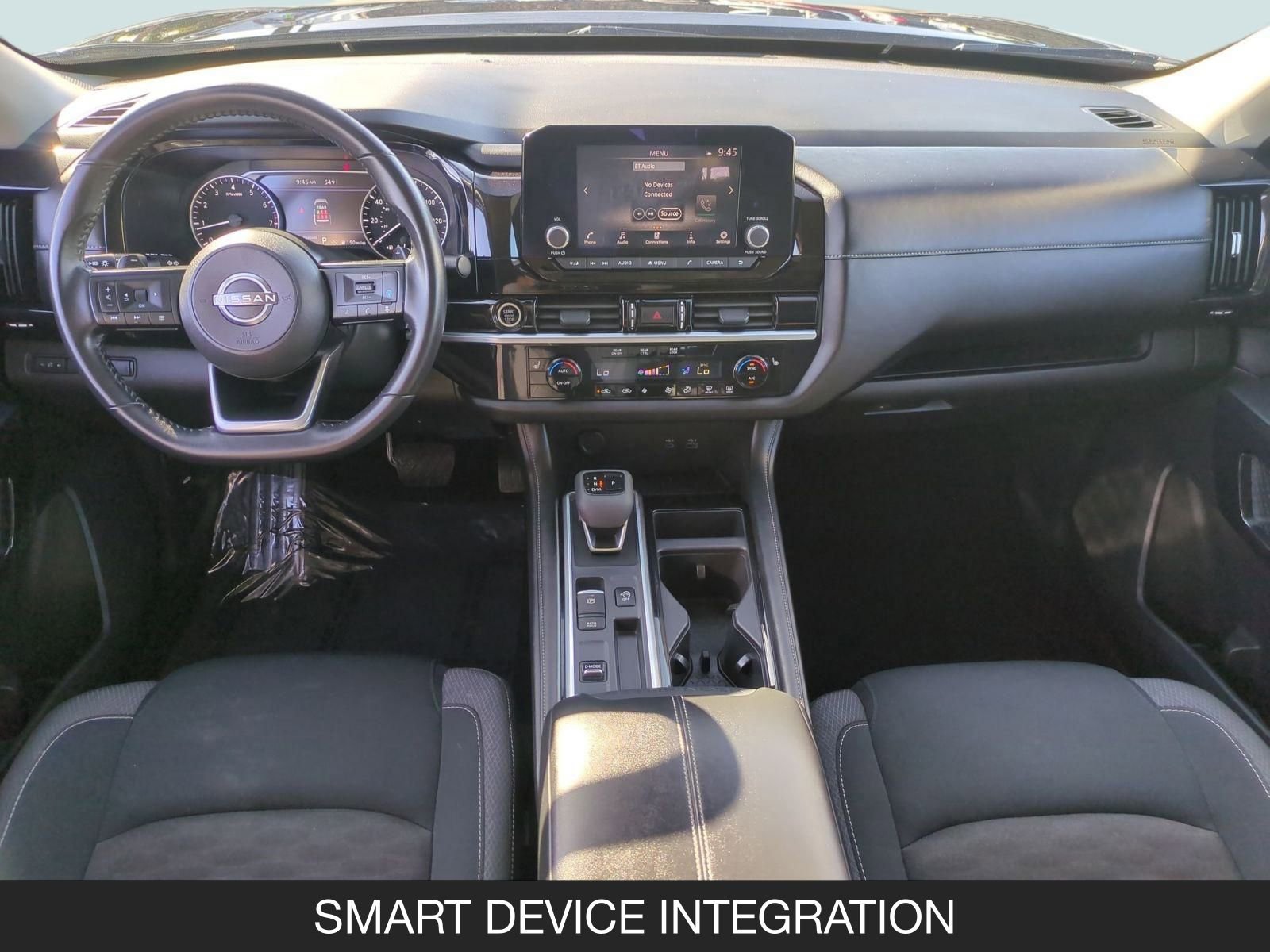 Used 2024 Nissan Pathfinder SV image 13