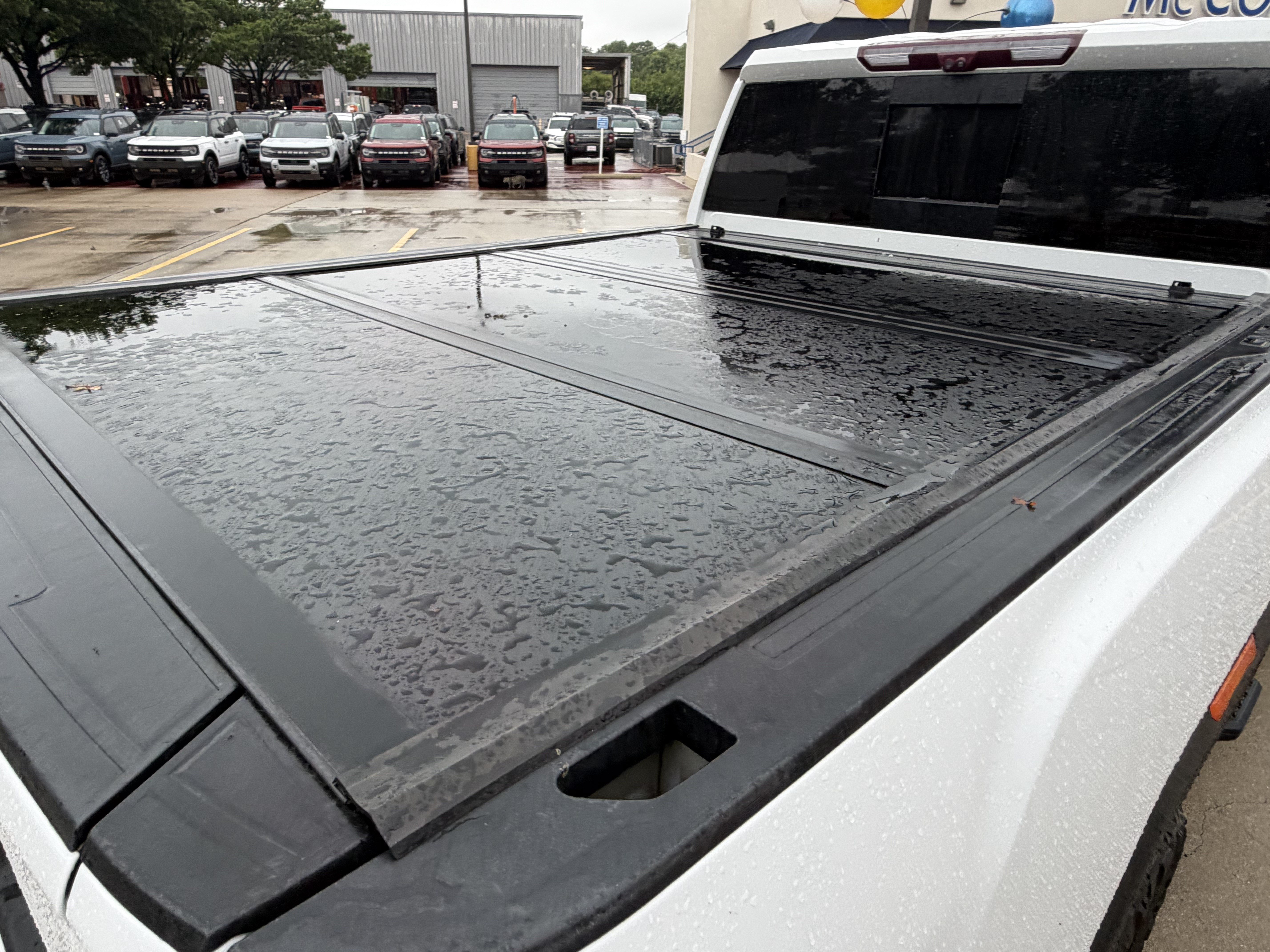 Used 2023 GMC Sierra 2500 AT4 w/ AT4 Premium Plus Package AWD/4WD image 8