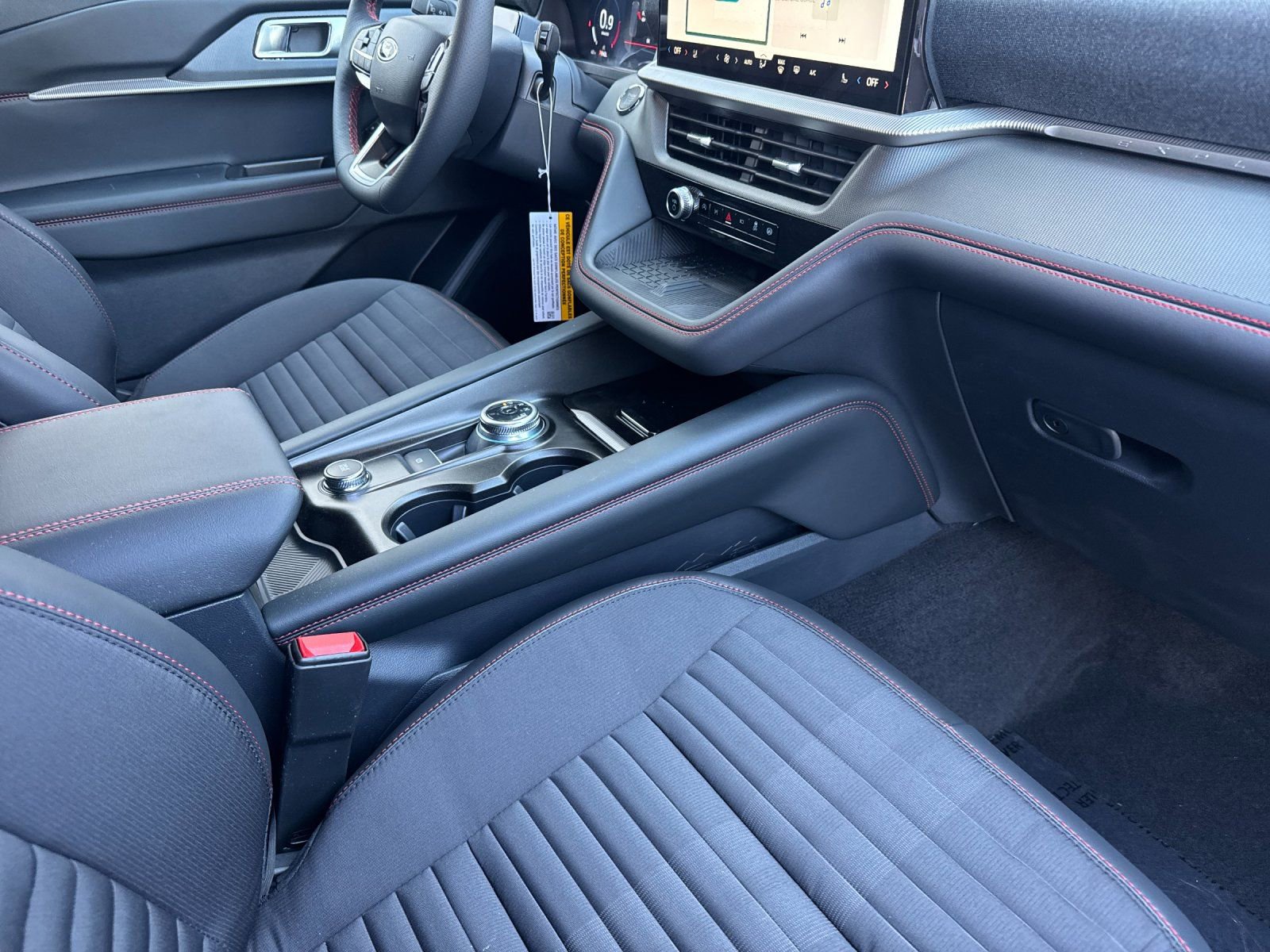 New 2025 Ford Explorer ST-Line w/ Premium Package image 18