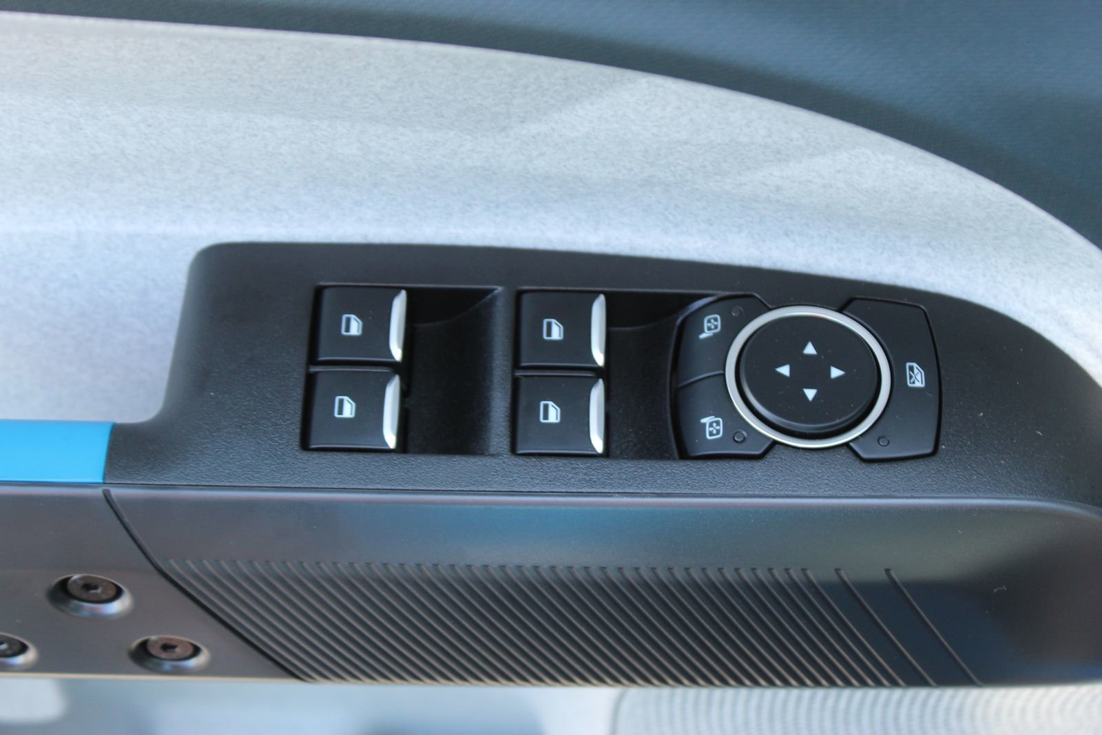 New 2025 Ford Maverick XLT image 18