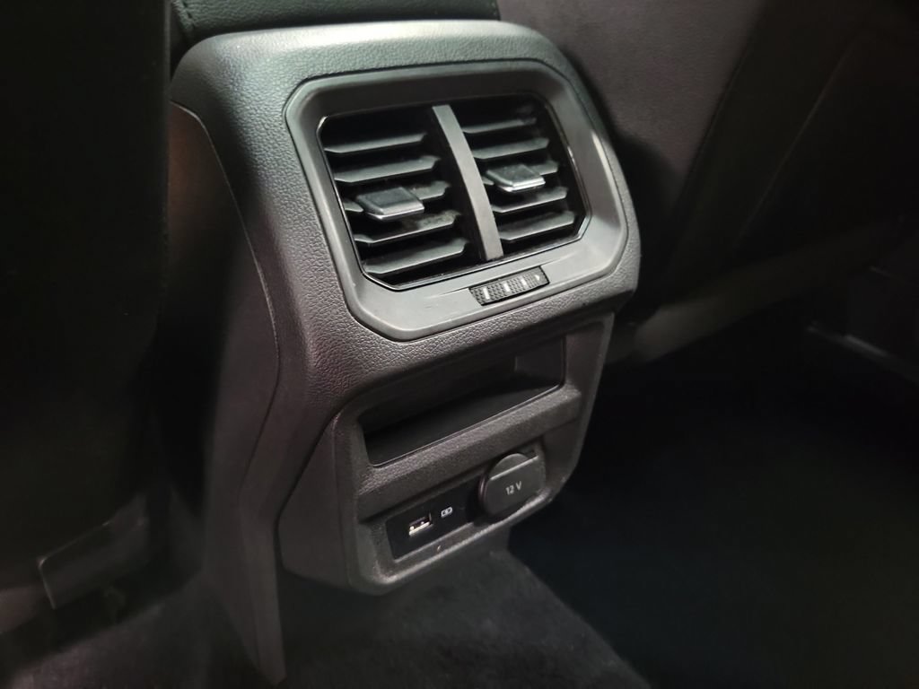Used 2019 Volkswagen Tiguan SE w/ Panoramic Sunroof Package AWD/4WD image 31