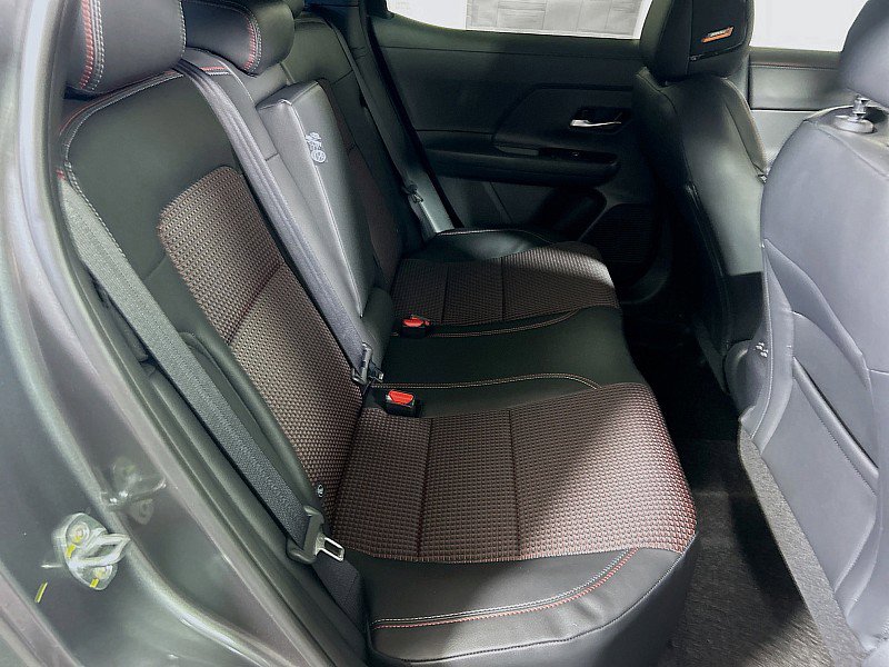 New 2026 Nissan Kicks SR w/ SR Premium Package image 27