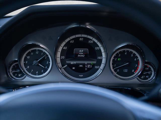 Used 2013 Mercedes-Benz E 550 4MATIC Sedan image 23
