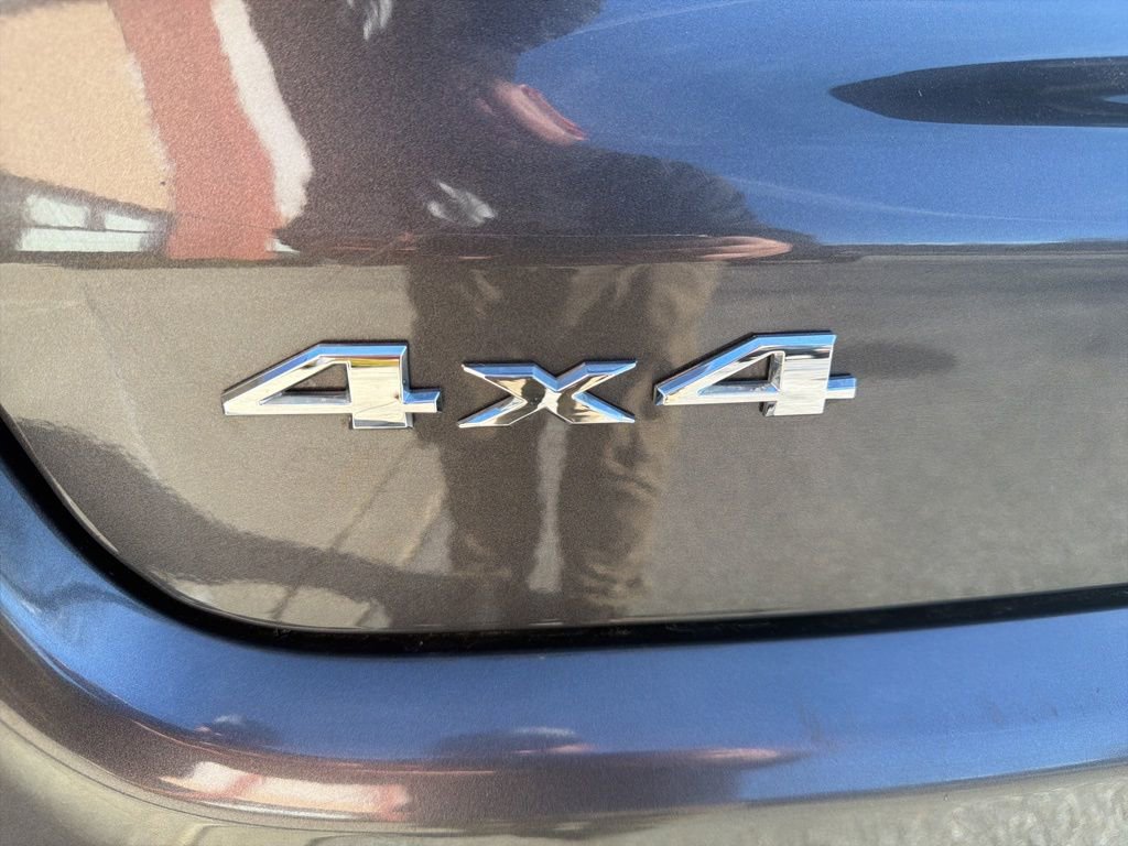 Used 2020 Jeep Compass Latitude w/ Cold Weather Group image 14