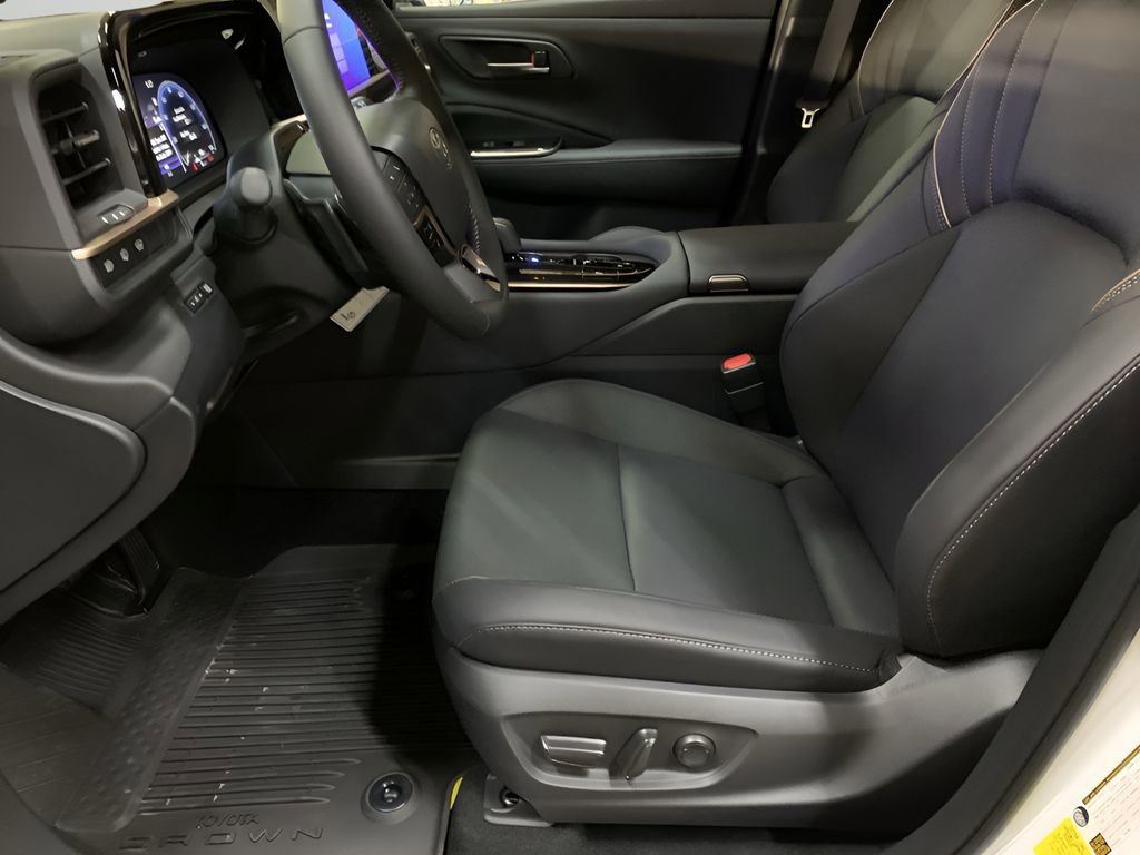 New 2025 Toyota Crown Signia image 10