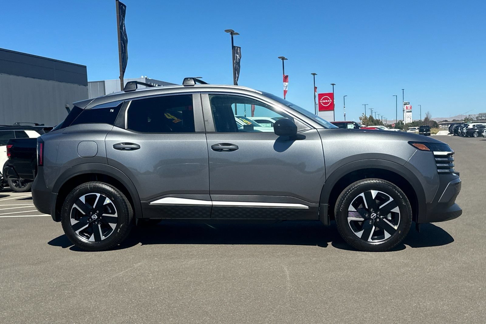New 2026 Nissan Kicks SV w/ Cold Weather Package AWD/4WD image 3
