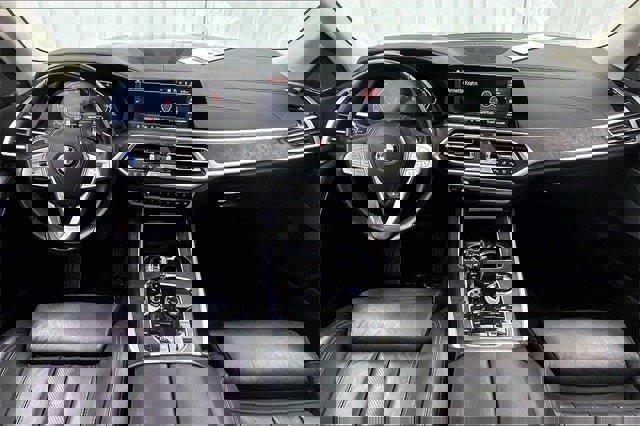 Used 2021 BMW X7 xDrive40i w/ Executive Package image 15