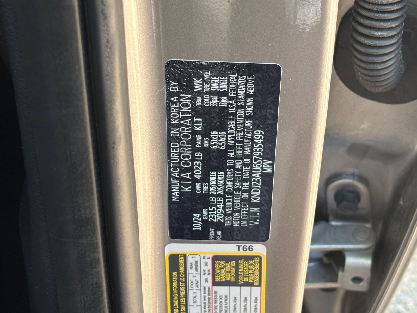 Used 2025 Kia Soul LX w/ LX Technology Package FWD image 10