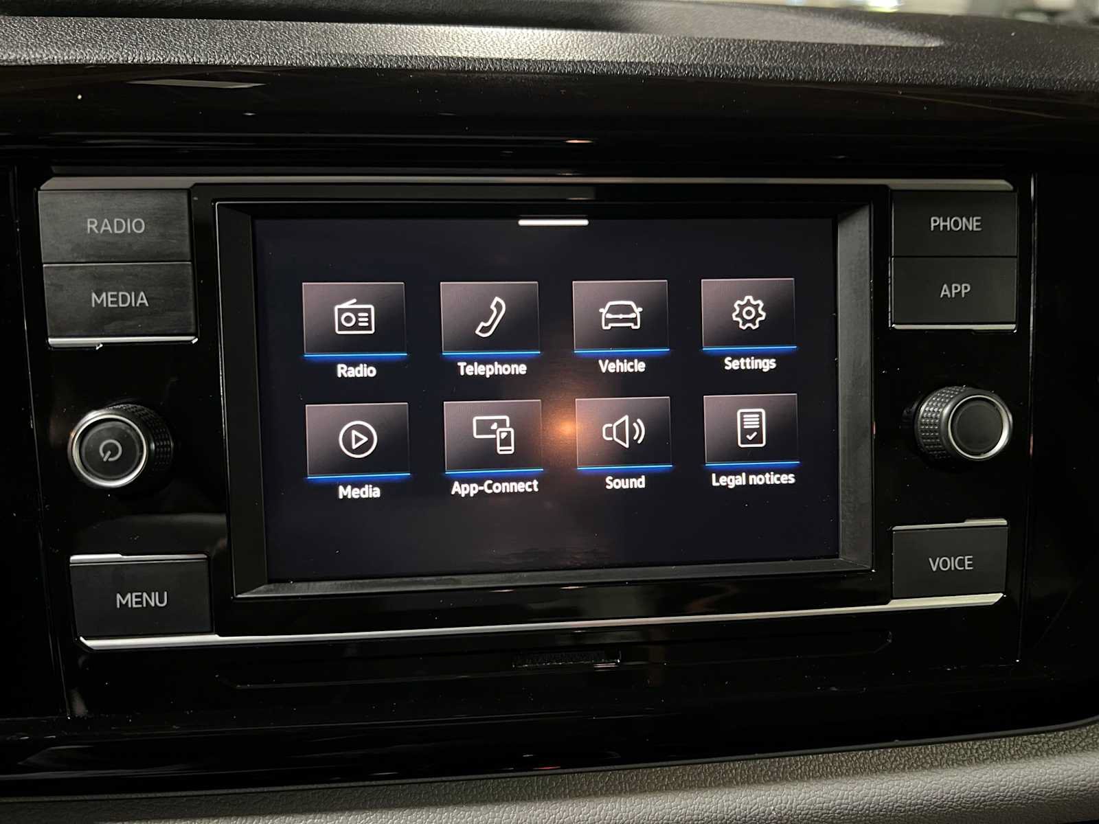 Used 2022 Volkswagen Taos S AWD/4WD image 32