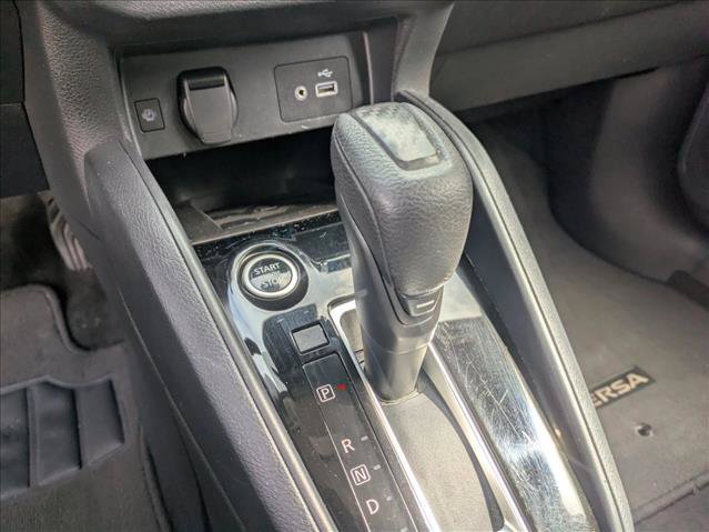 Used 2025 Nissan Versa SV FWD image 11