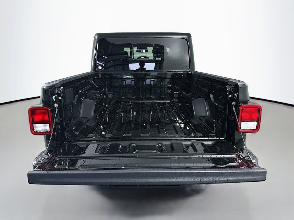 New 2026 Jeep Gladiator Sport AWD/4WD image 15