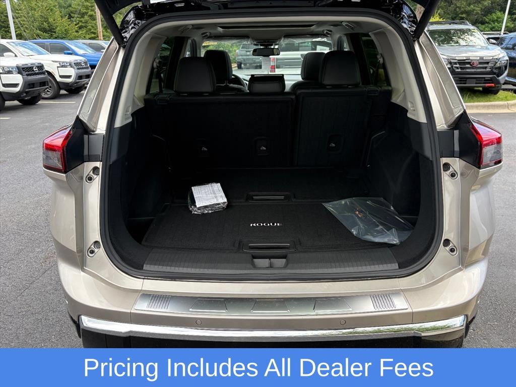 Used 2026 Nissan Rogue Platinum w/ Platinum Premium Package AWD/4WD image 26