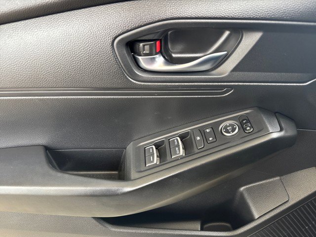 Used 2023 Honda Accord LX image 10