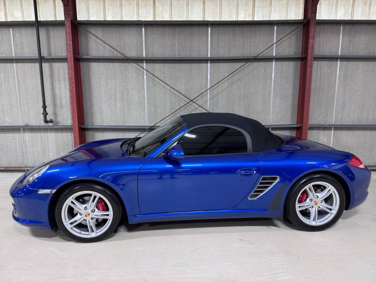 Used 2009 Porsche Boxster RWD image 2