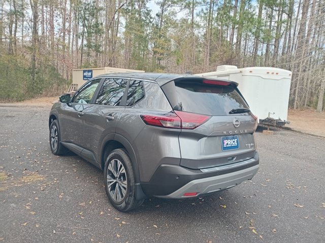 Used 2023 Nissan Rogue SV image 7