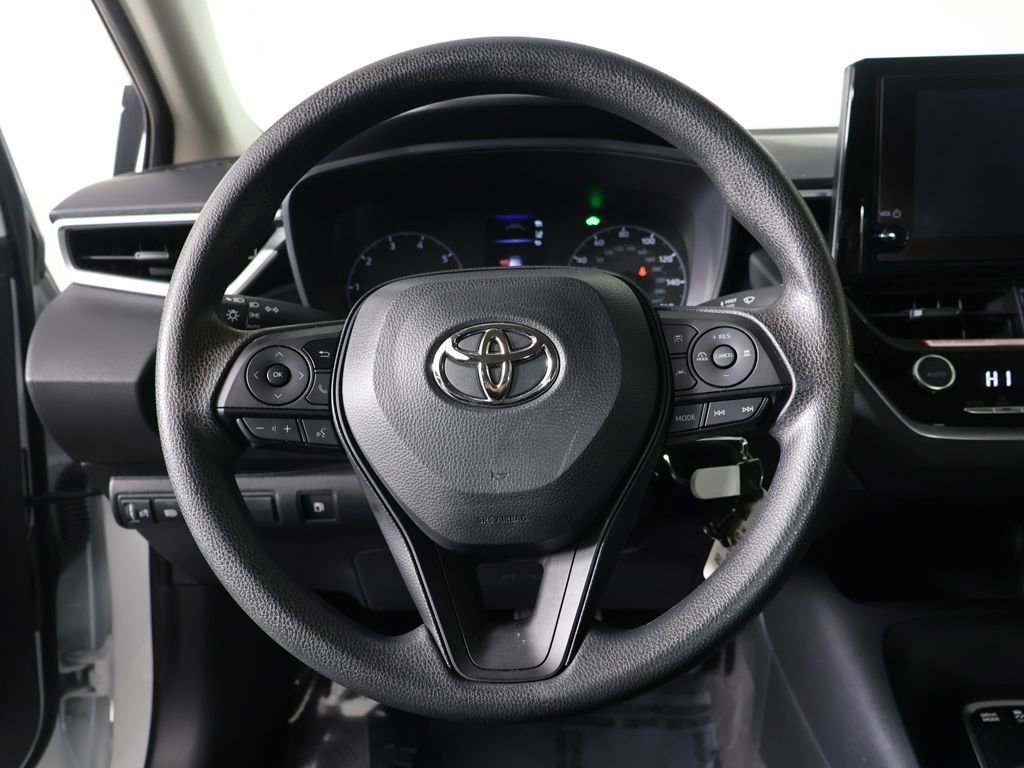 Used 2024 Toyota Corolla LE image 33