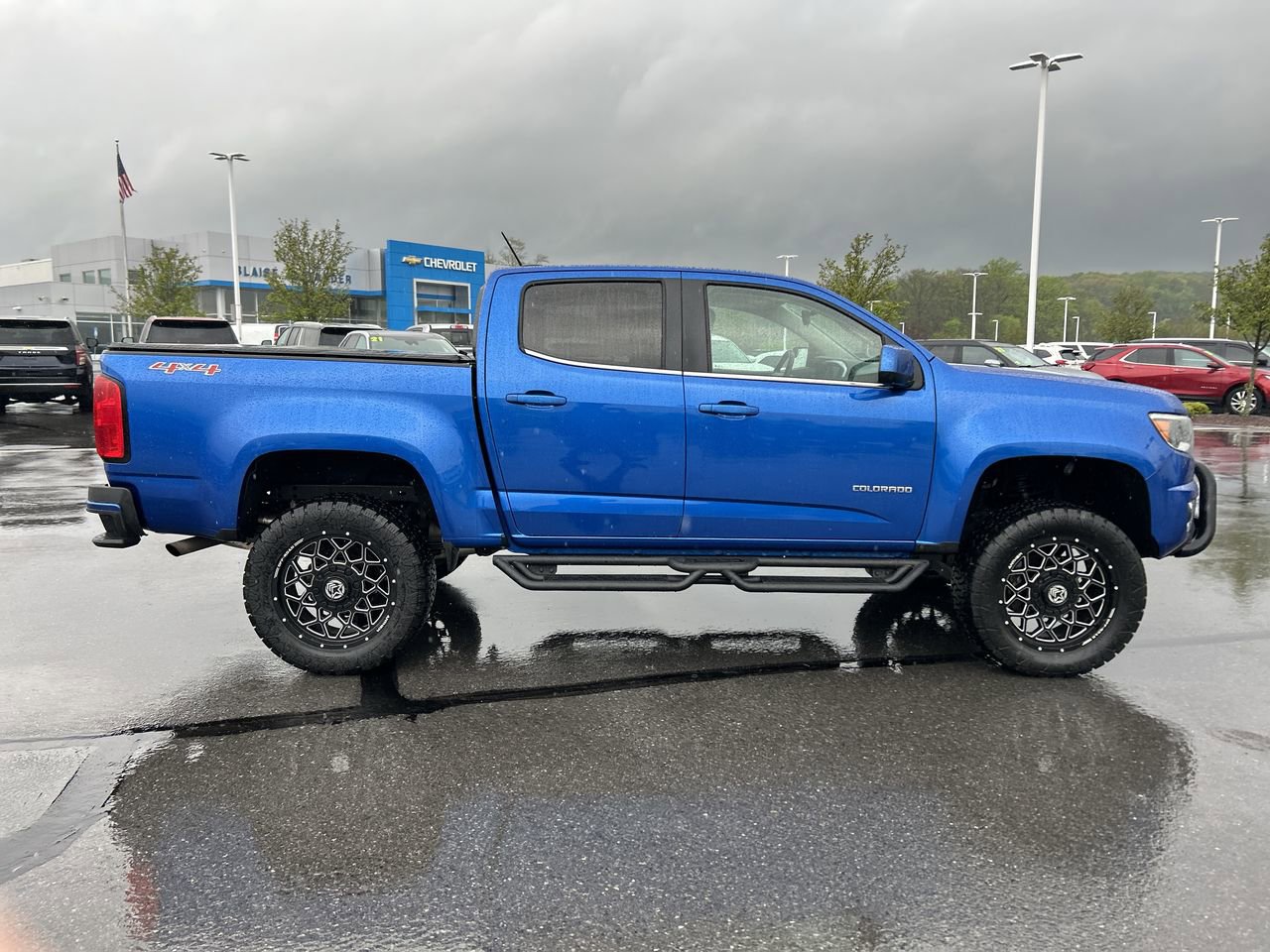 Used 2019 Chevrolet Colorado LT w/ LT Convenience Package AWD/4WD image 8