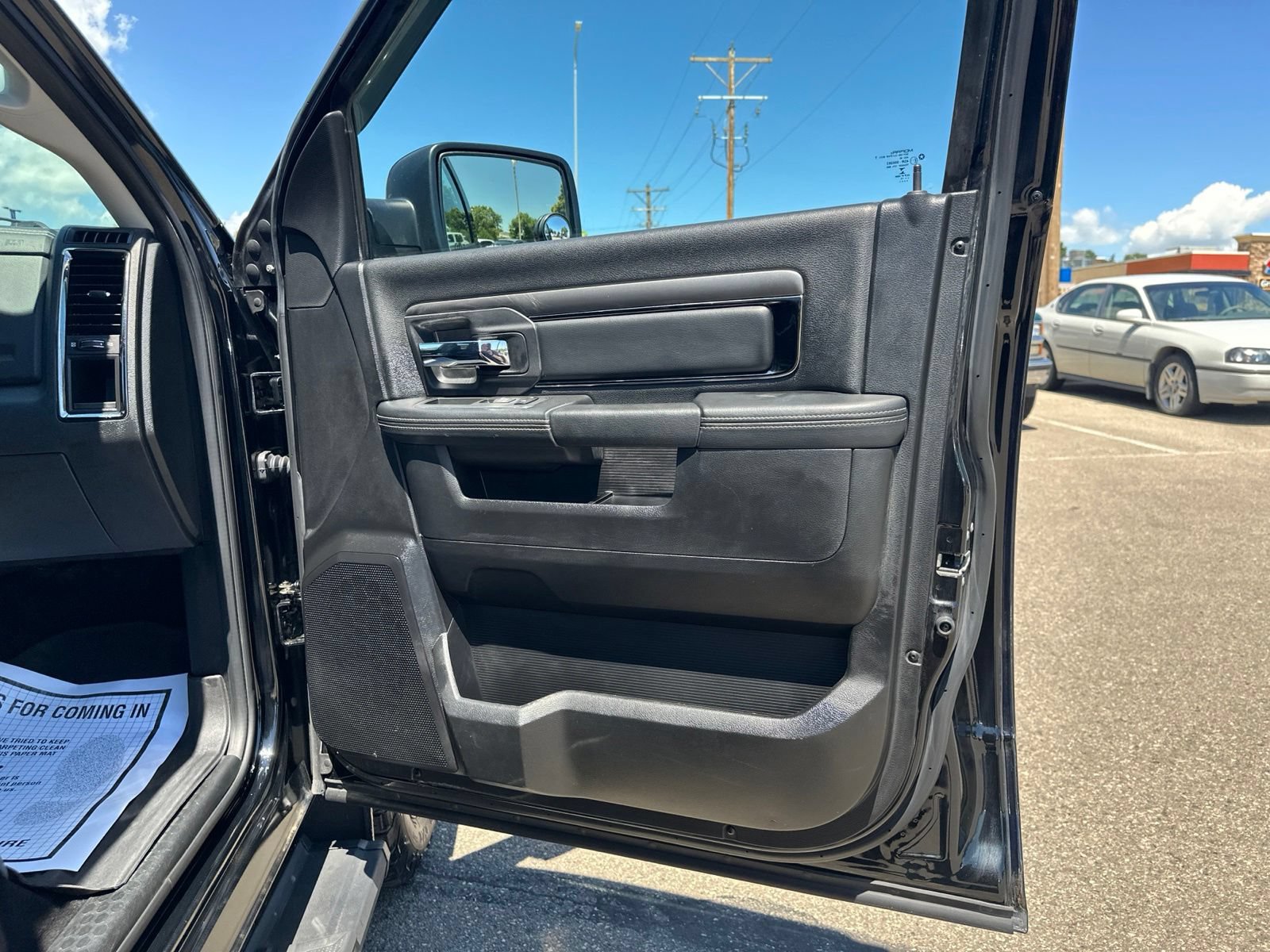 Used 2014 RAM 1500 Sport w/ Remote Start & Security Group AWD/4WD image 38