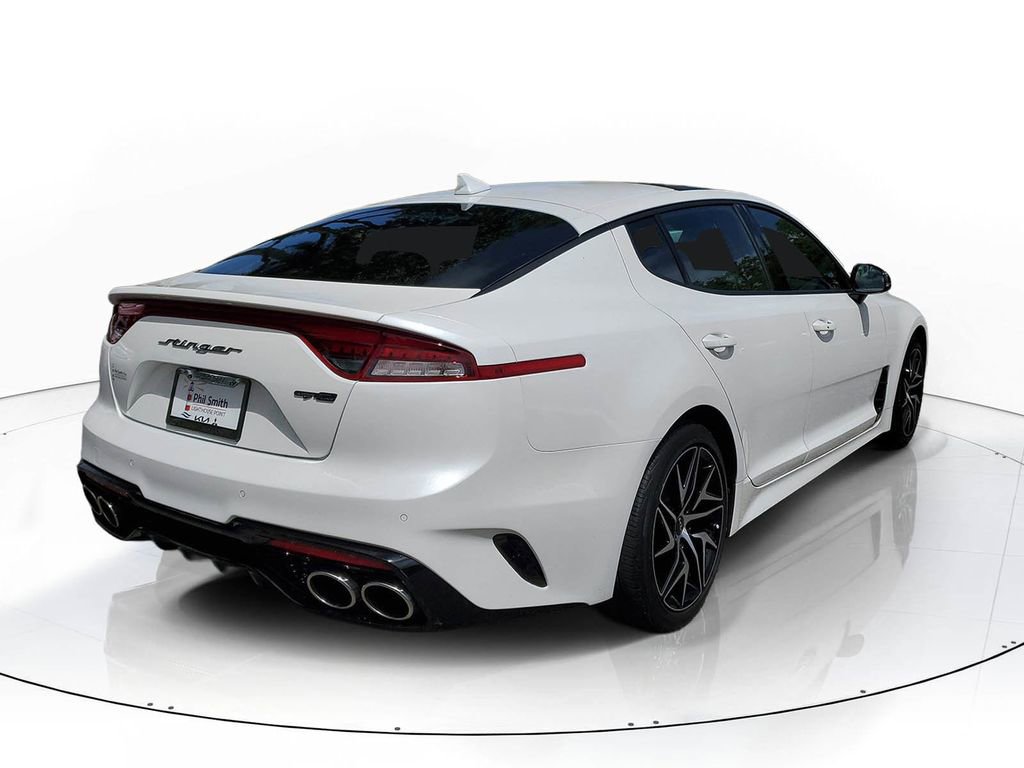 Used 2022 Kia Stinger GT-Line w/ Sun & Sound Package image 6