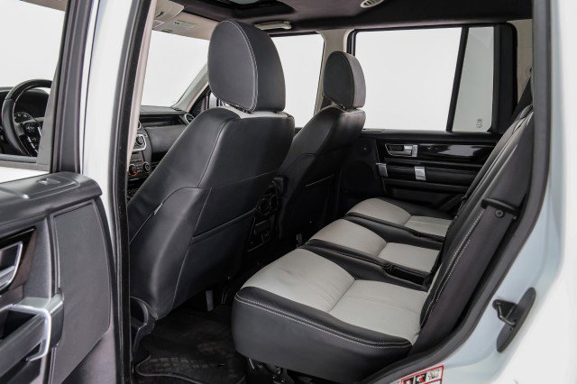 Used 2015 Land Rover LR4 HSE LUX image 40