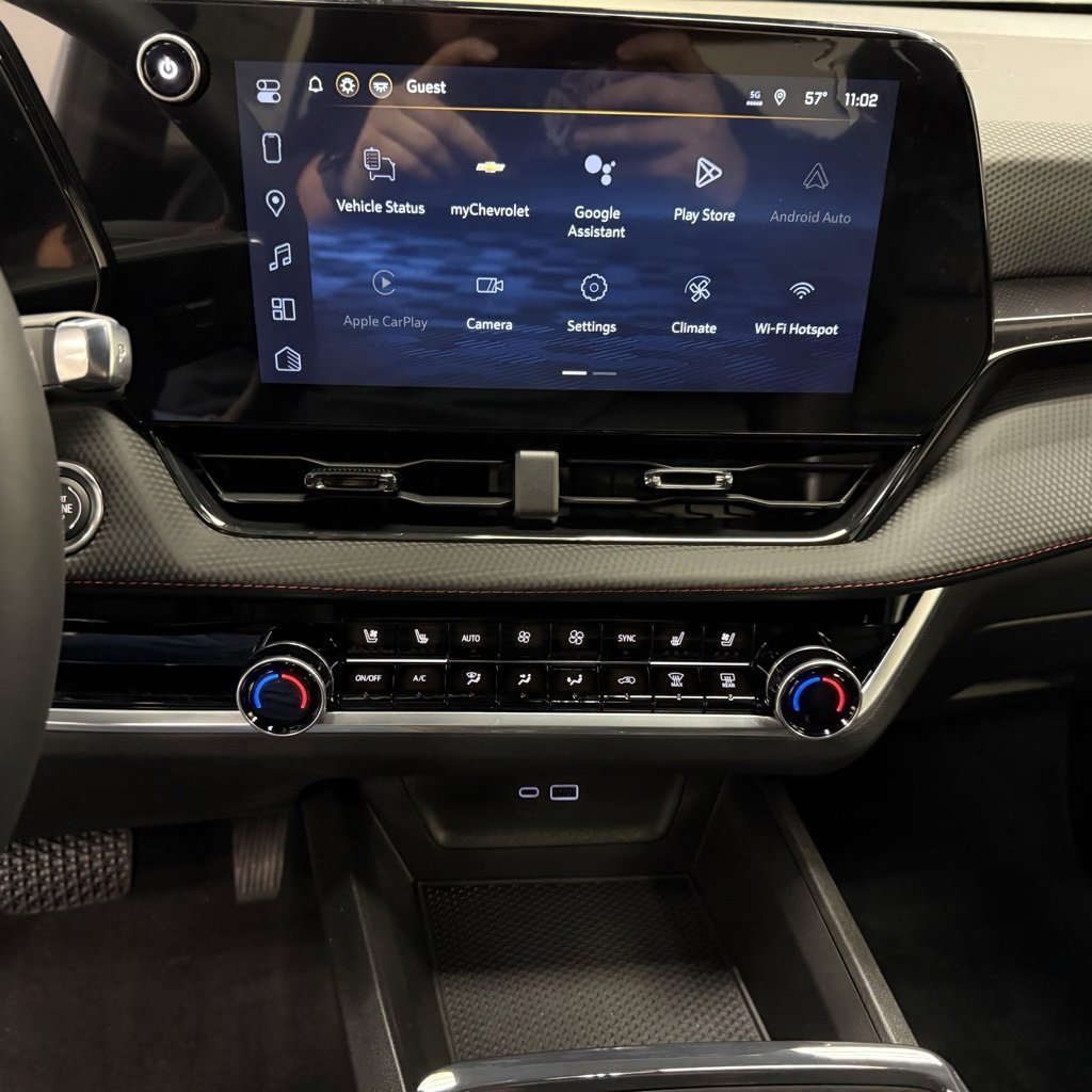 New 2026 Chevrolet Equinox RS w/ Convenience Package III FWD image 30