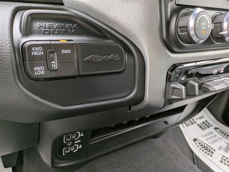 Used 2024 RAM 2500 Big Horn image 27