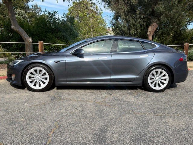 Used 2017 Tesla Model S 90D AWD/4WD image 3