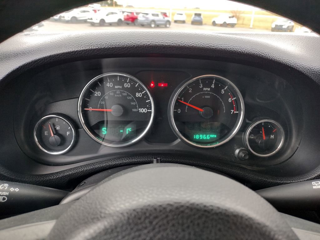 Used 2013 Jeep Wrangler Sport image 19