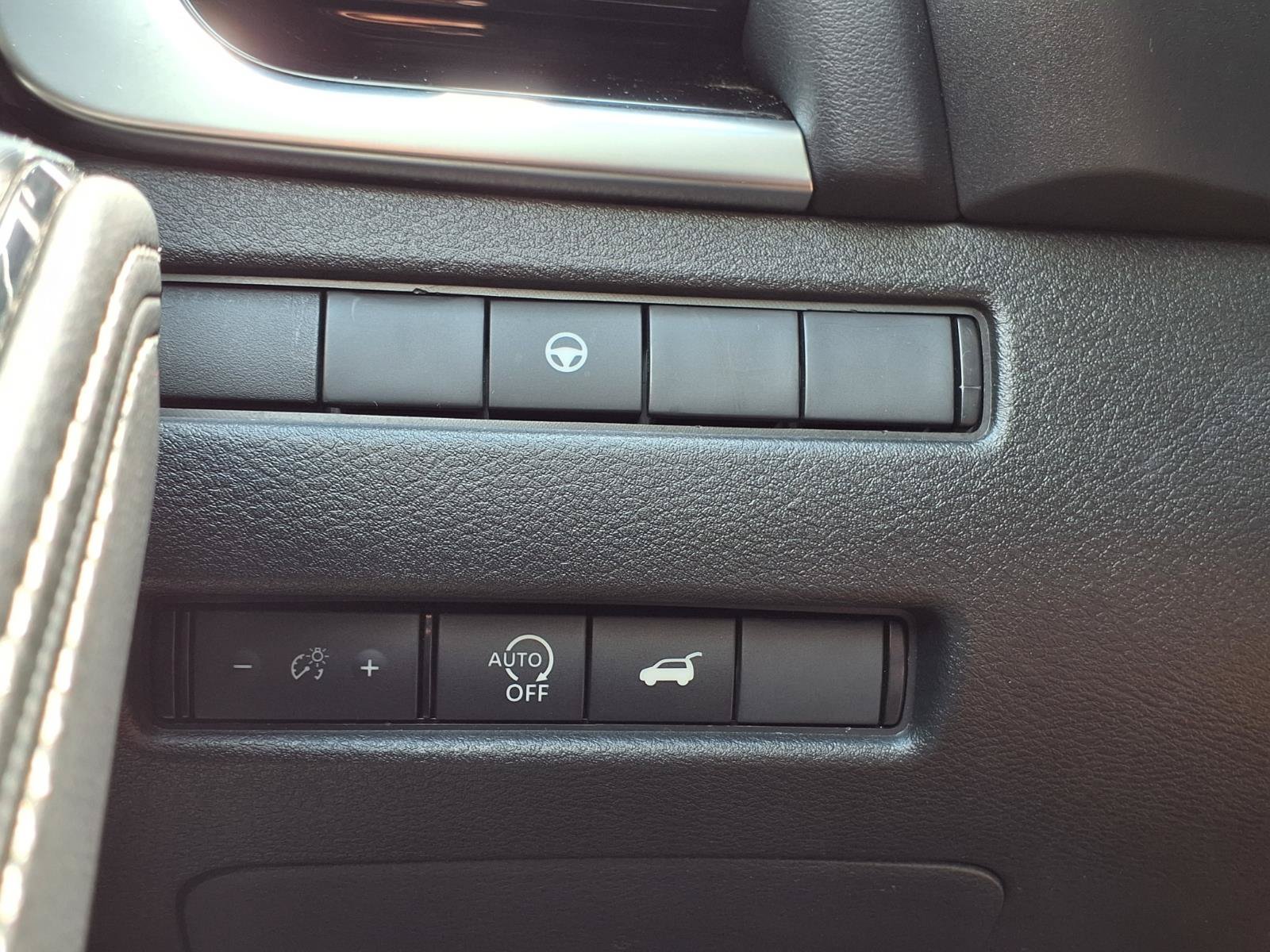Used 2023 Nissan Rogue SL AWD/4WD image 20