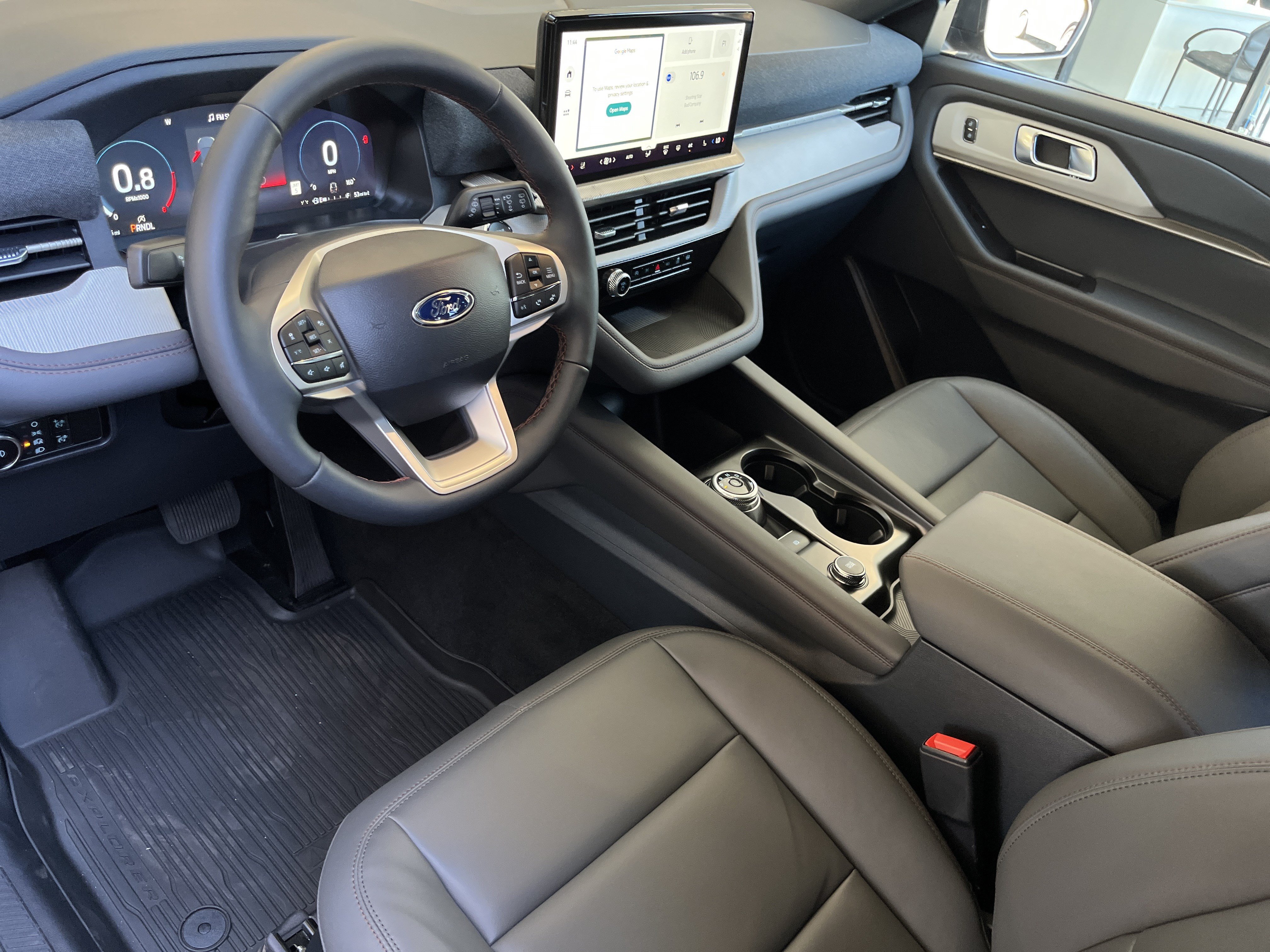 New 2027 Ford Explorer Active w/ Active Comfort Package RWD image 5