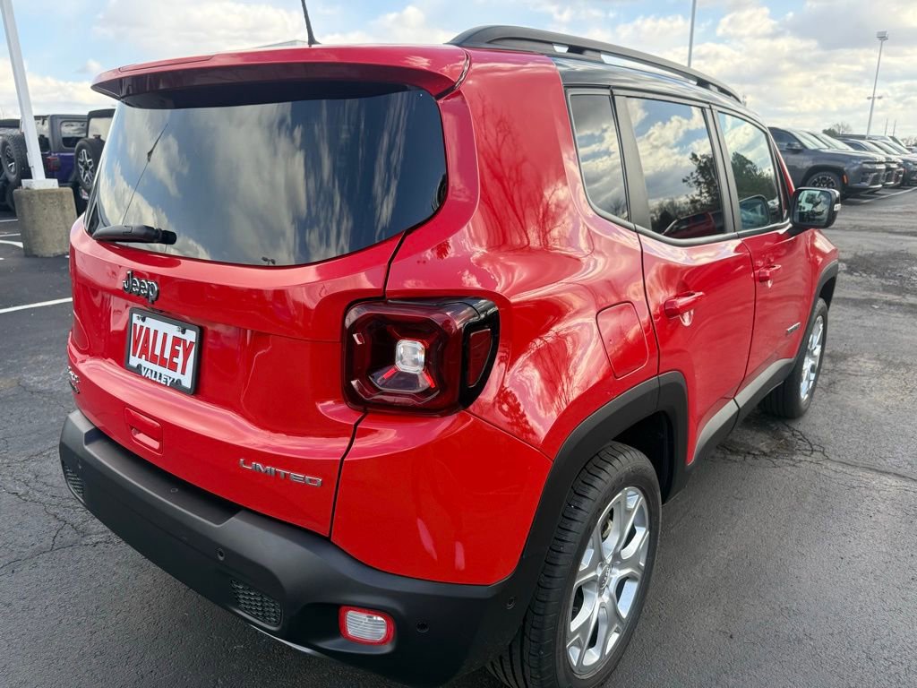 Used 2023 Jeep Renegade Limited w/ Limited Elite Group image 3
