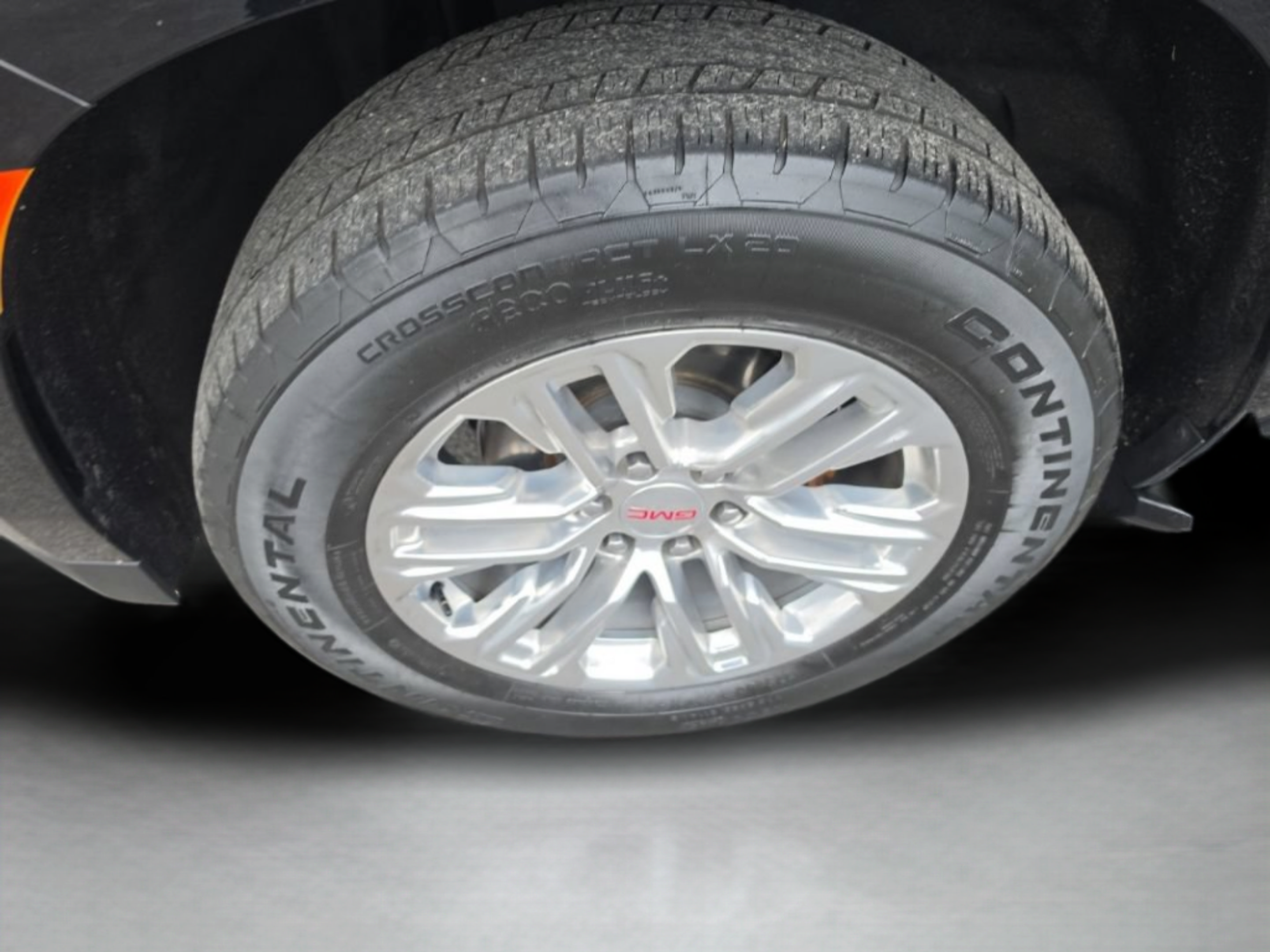 Used 2022 GMC Yukon SLT w/ SLT Premium Package RWD image 34