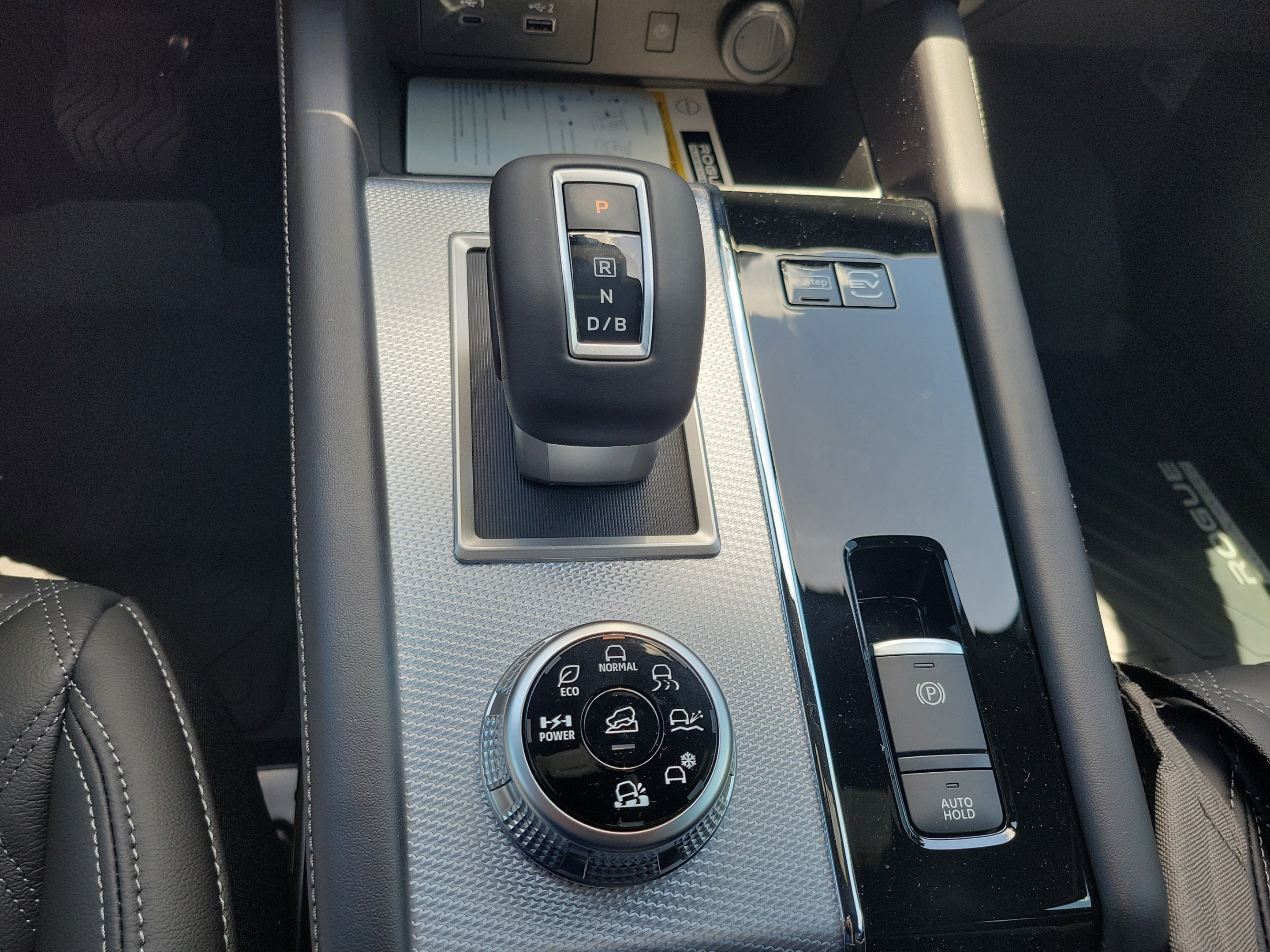 New 2026 Nissan Rogue Platinum AWD/4WD image 29