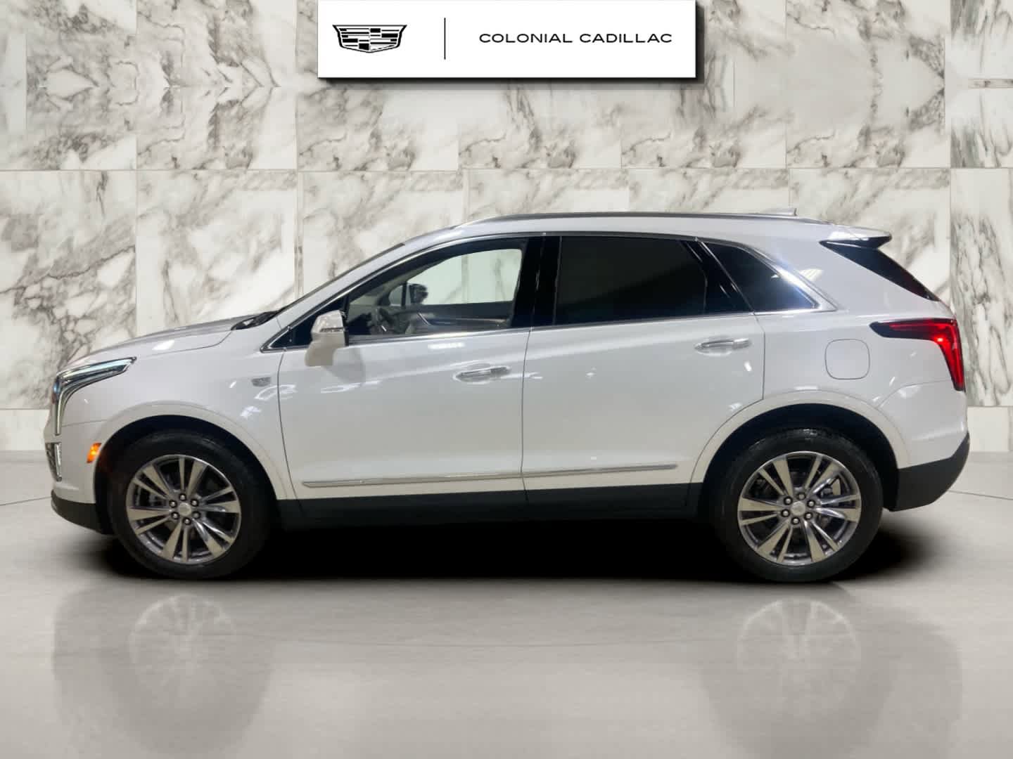 Used 2024 Cadillac XT5 Premium Luxury w/ LPO, Floor Liner Package image 4