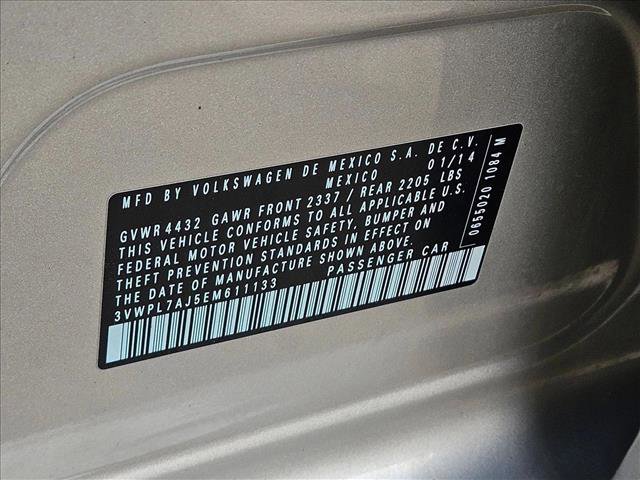 Used 2014 Volkswagen Jetta TDI image 25