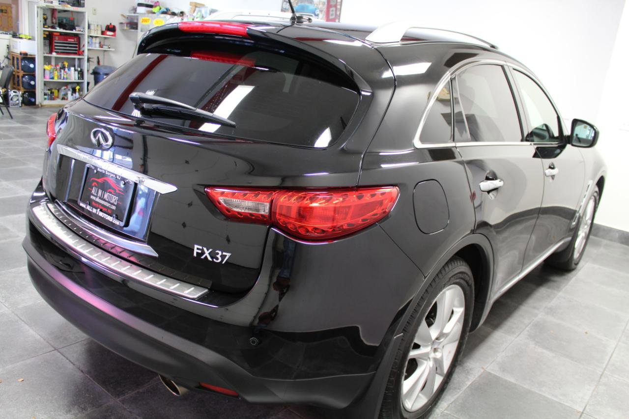 Used 2013 INFINITI FX37 AWD w/ Premium Pkg image 6
