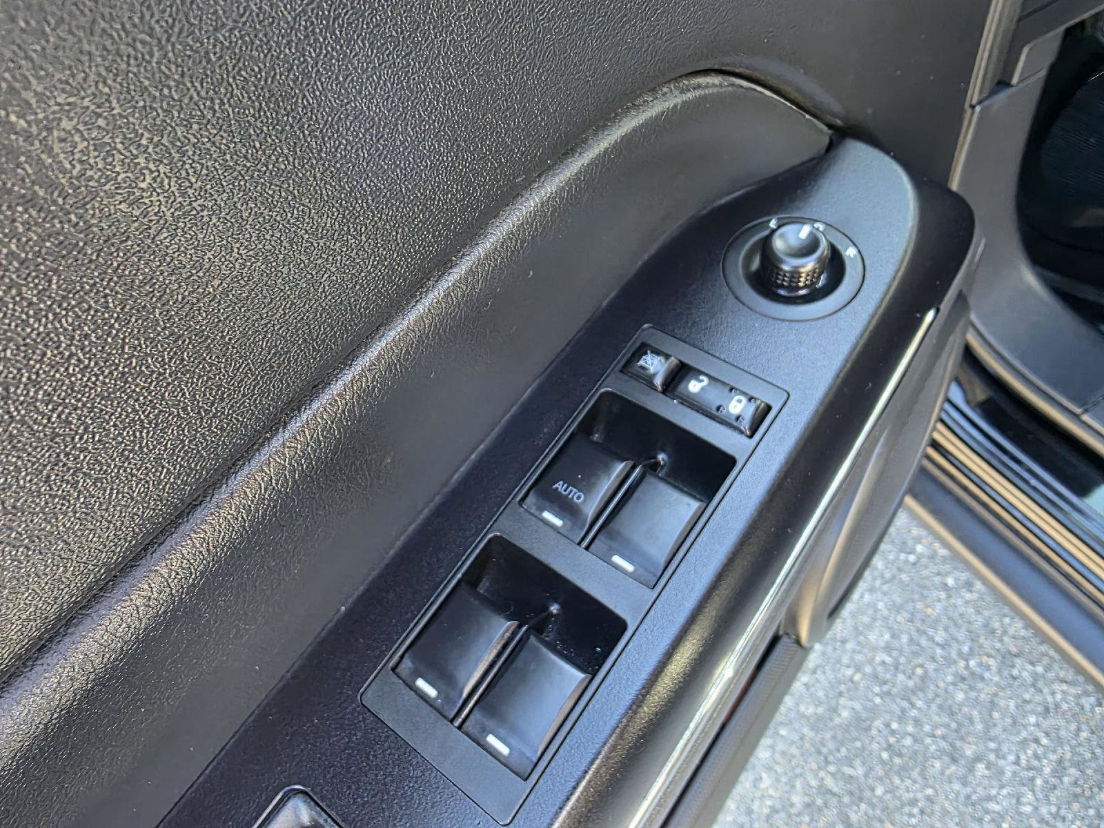 Used 2015 Jeep Patriot Limited w/ Sun/Sound Group AWD/4WD image 10