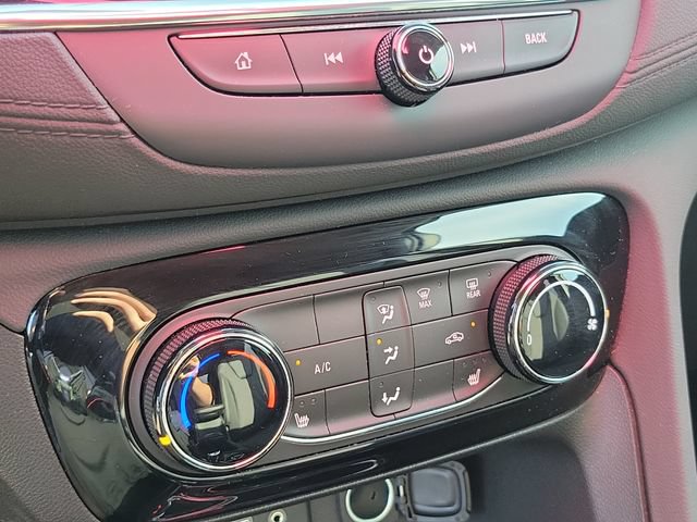 Used 2023 Buick Encore GX Preferred w/ Cold Weather Comfort Package AWD/4WD image 19
