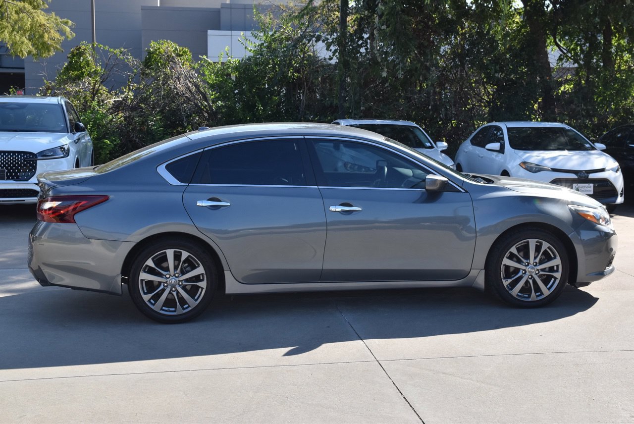 Used 2018 Nissan Altima 2.5 SR w/ SR Special Edition FWD image 6
