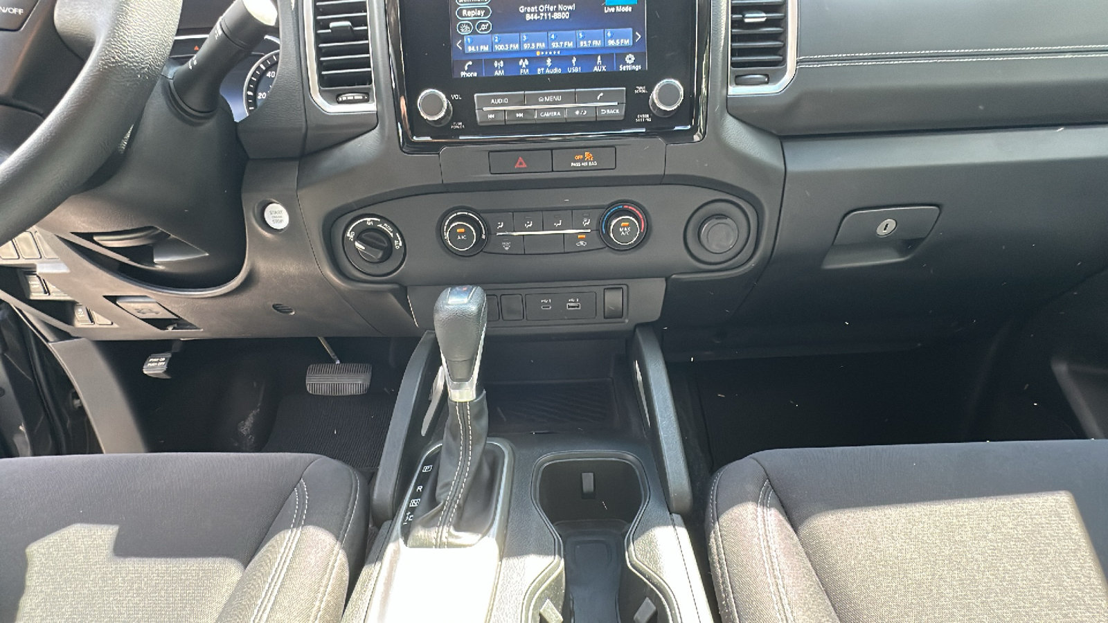 Used 2022 Nissan Frontier SV AWD/4WD image 19