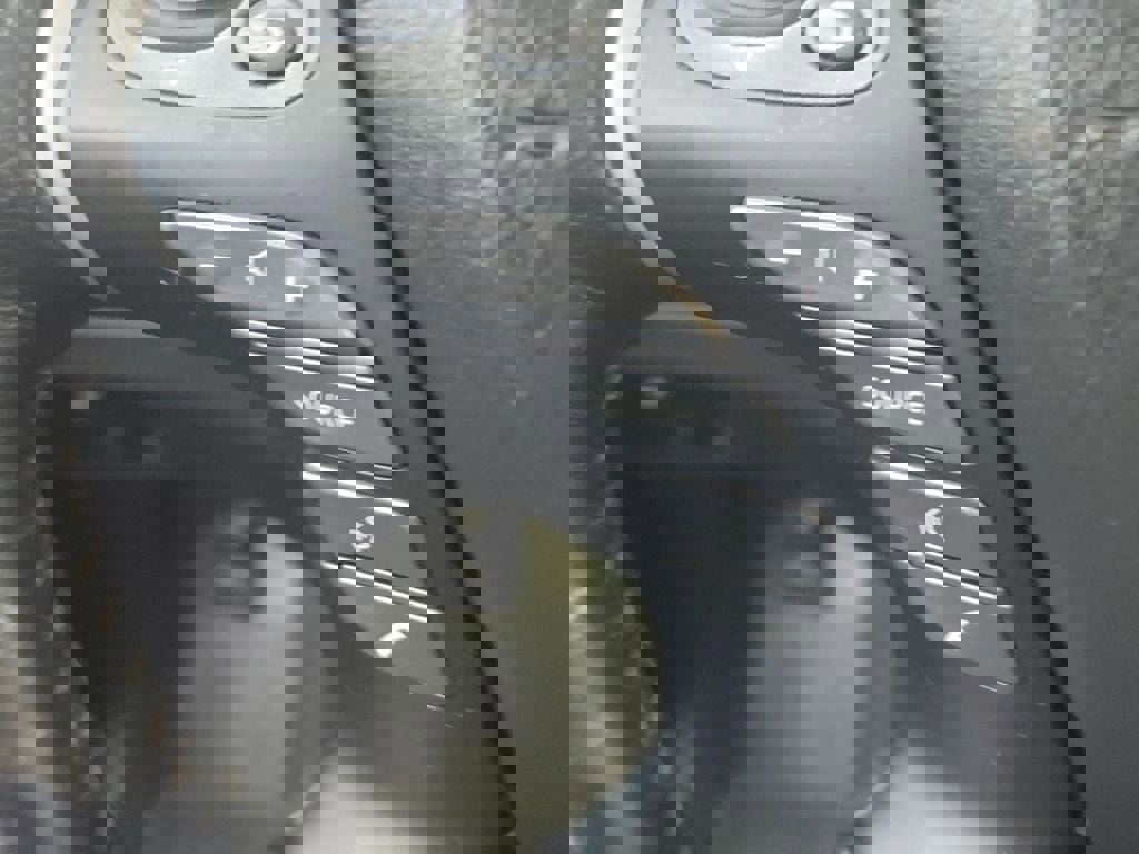 Used 2020 Nissan Pathfinder Platinum image 20