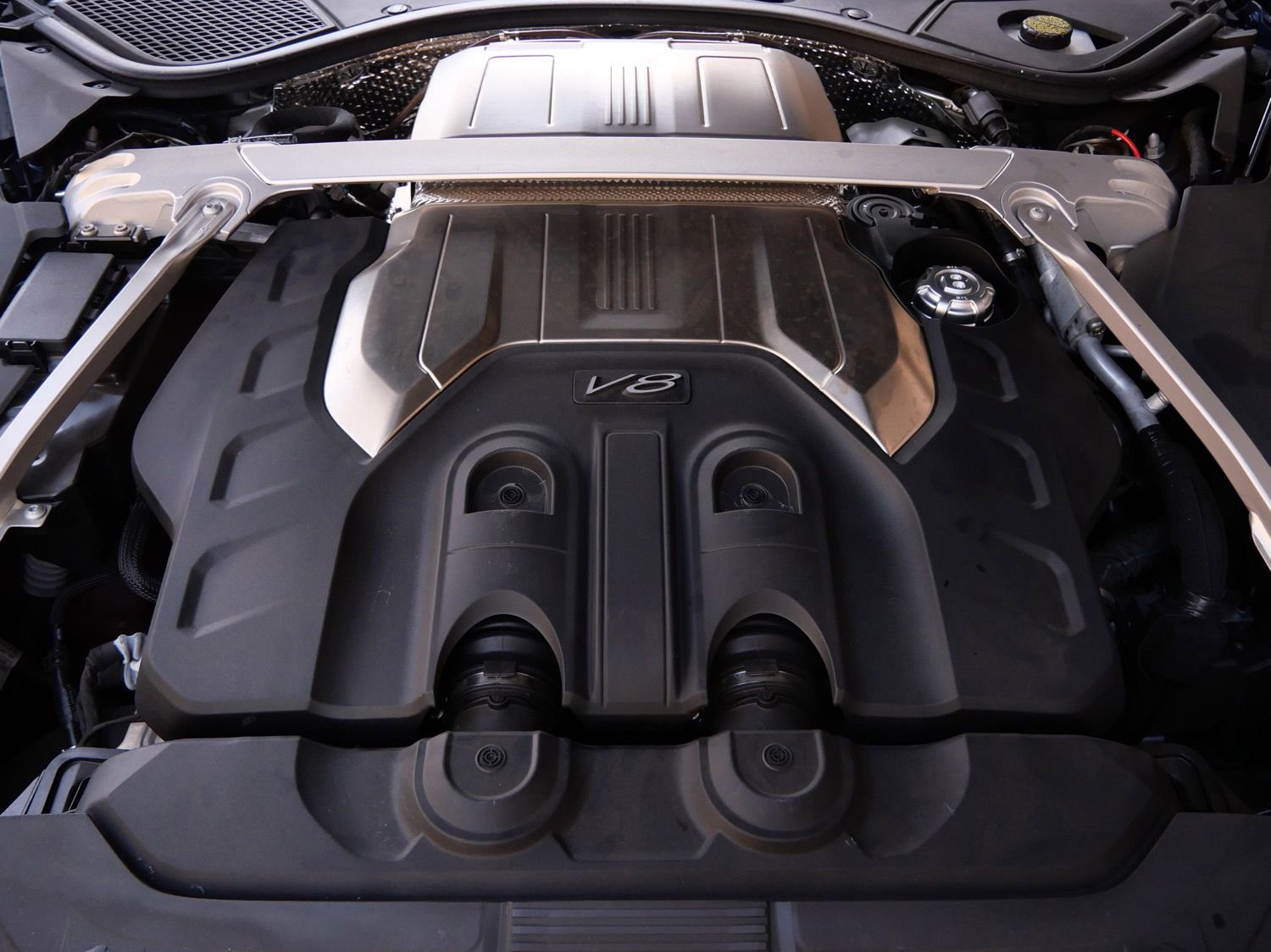 Used 2022 Bentley Continental GT image 29