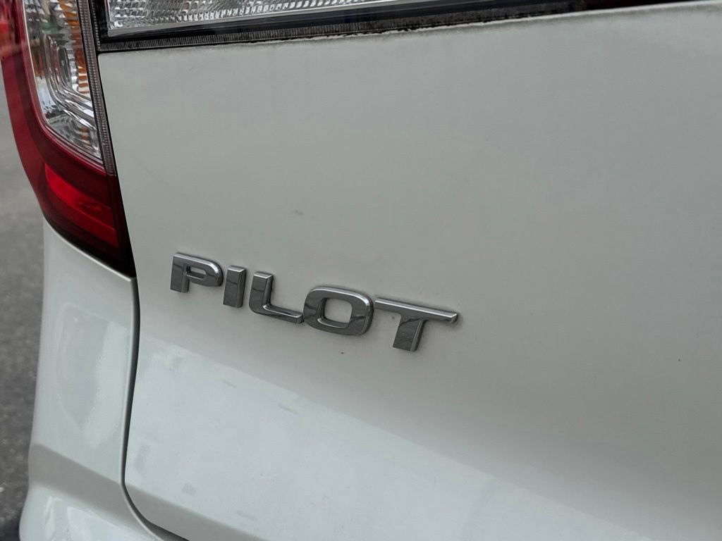 Used 2019 Honda Pilot EX image 11