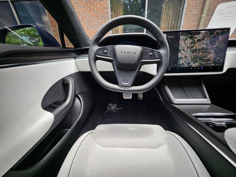 Used 2023 Tesla Model S Plaid AWD/4WD image 5