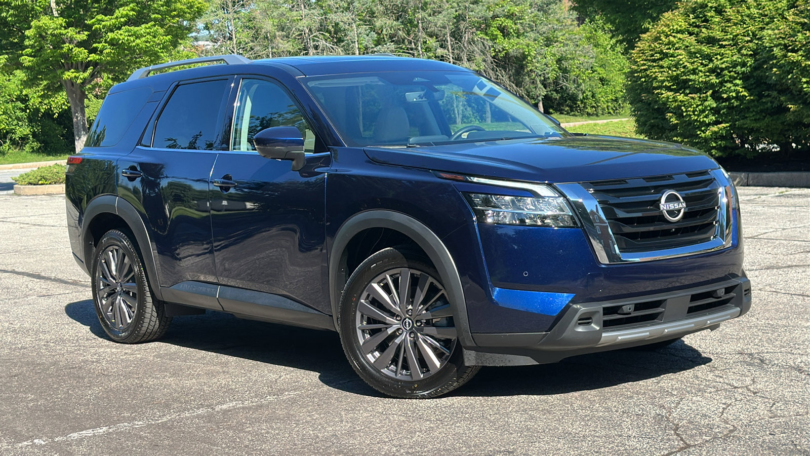 Certified 2023 Nissan Pathfinder SL w/ SL Premium Package AWD/4WD video 1